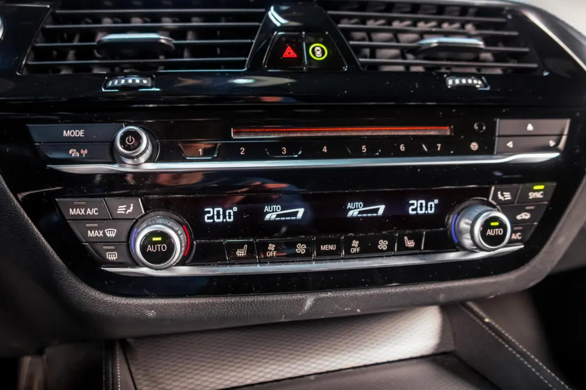 520i M-Sport|Memory|Trekhaak|HiFi|Sfeer|Orig NL|Leder