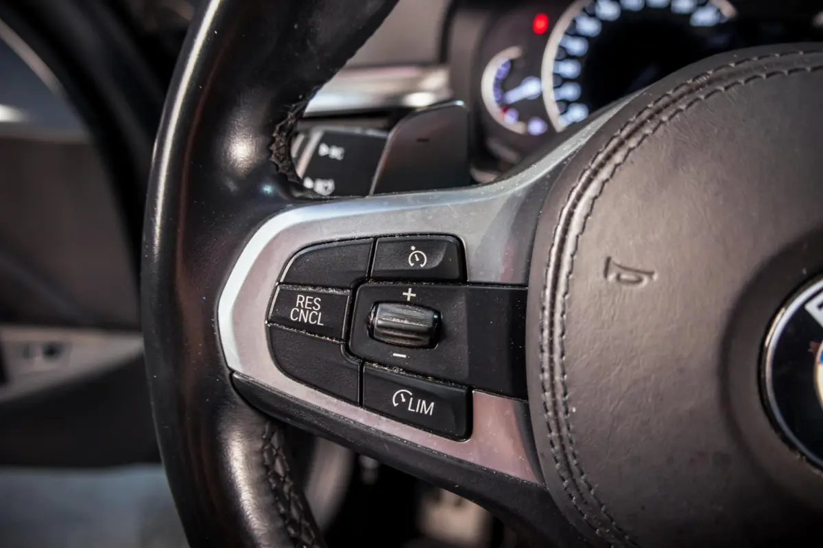 520i M-Sport|Pano|HUD|Trekhaak|HiFI|DAB|Flippers