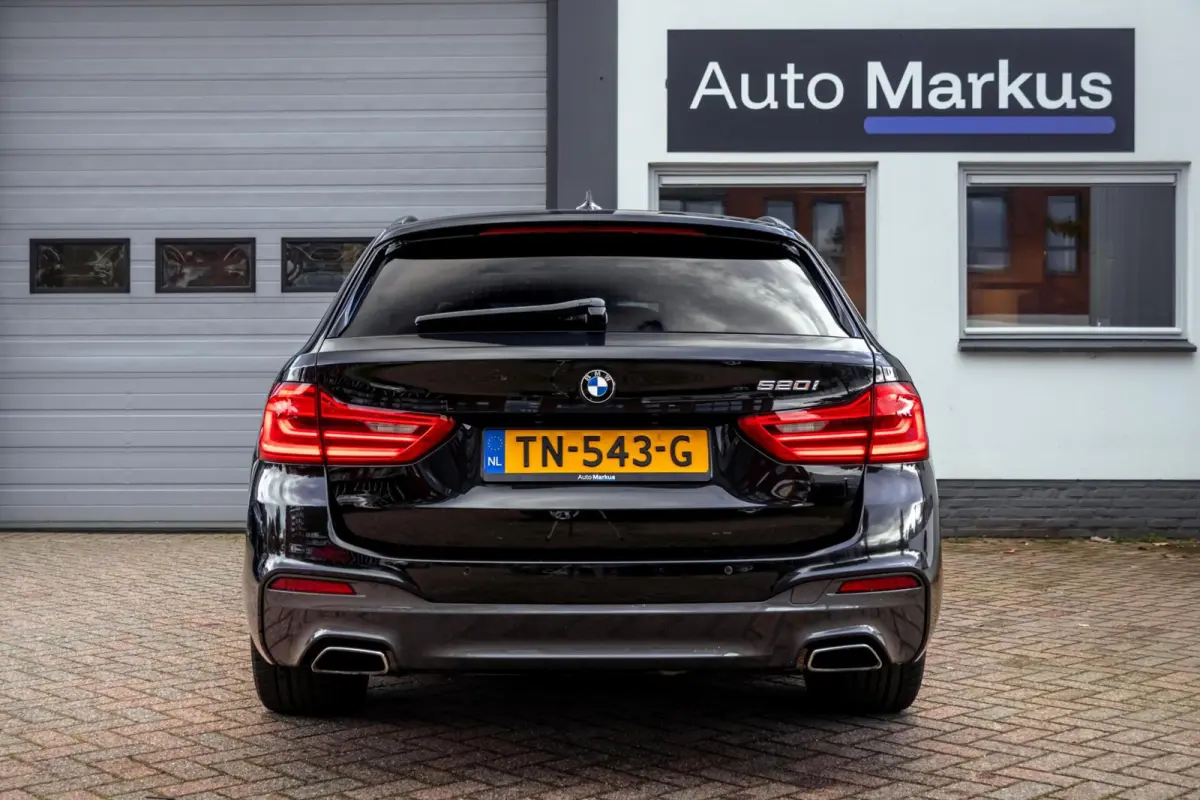520i M-Sport|Pano|HUD|Trekhaak|HiFI|DAB|Flippers