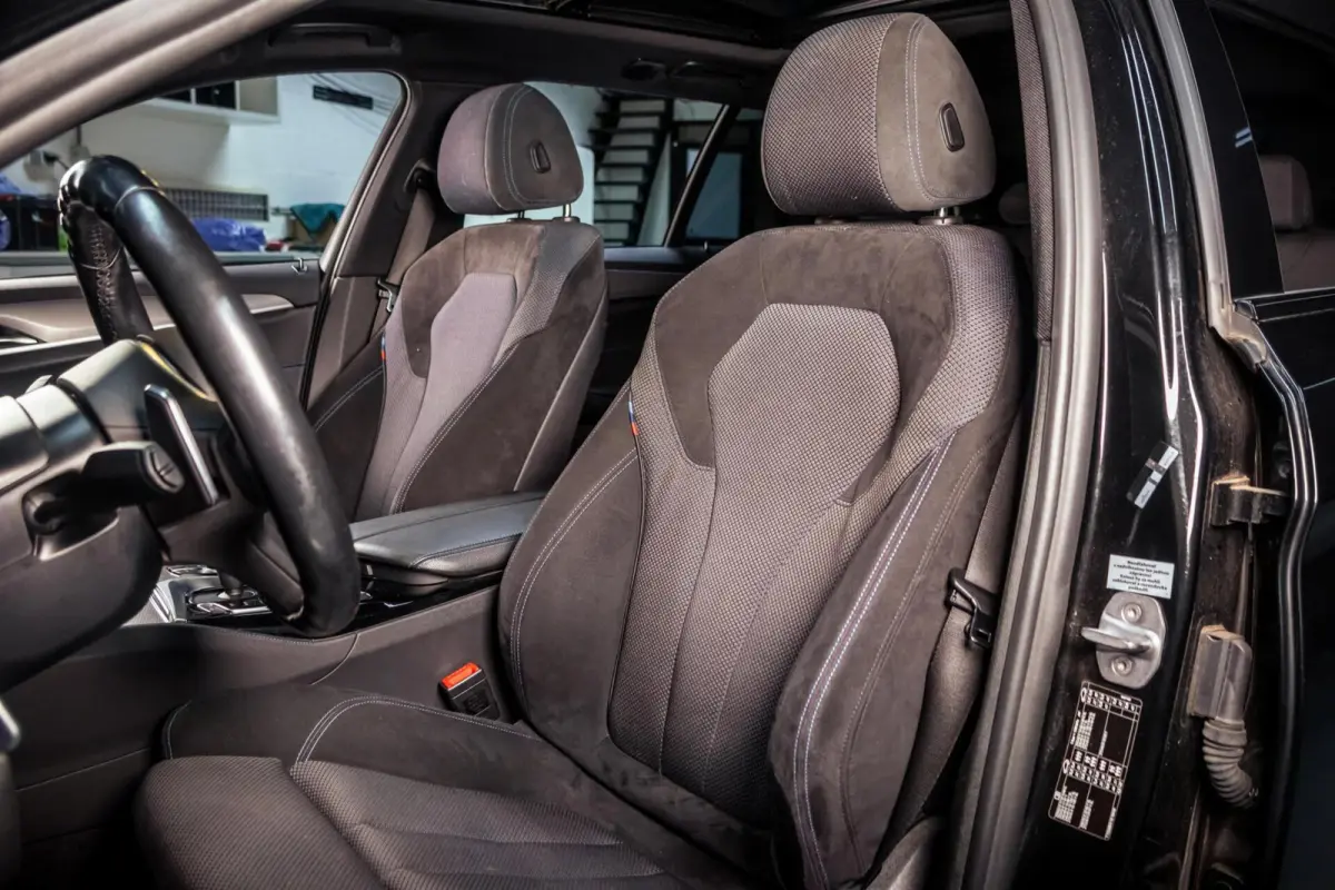 520i M-Sport|Pano|HUD|Trekhaak|HiFI|DAB|Flippers
