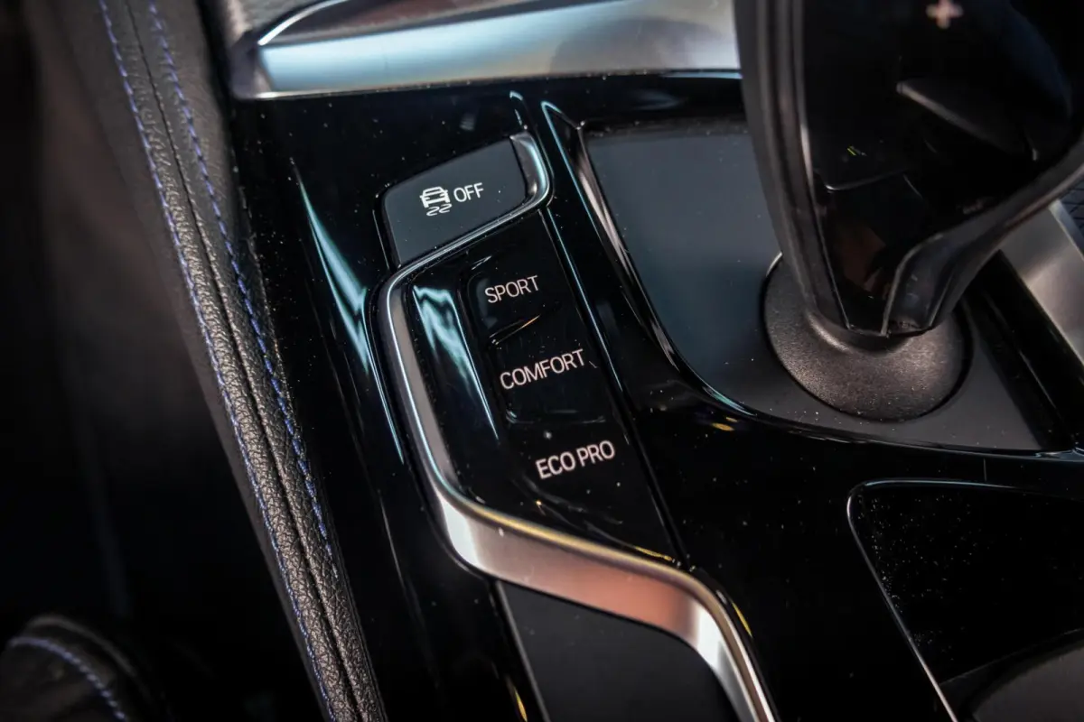 520i M-Sport|Pano|HUD|Trekhaak|HiFI|DAB|Flippers