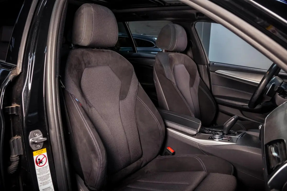 520i M-Sport|Pano|HUD|Trekhaak|HiFI|DAB|Flippers