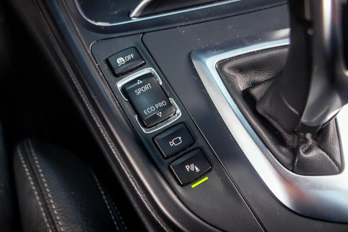330i M Sport|Pano|ACC|HUD|360|H&K|Trekhaak|Adaptief onderstel