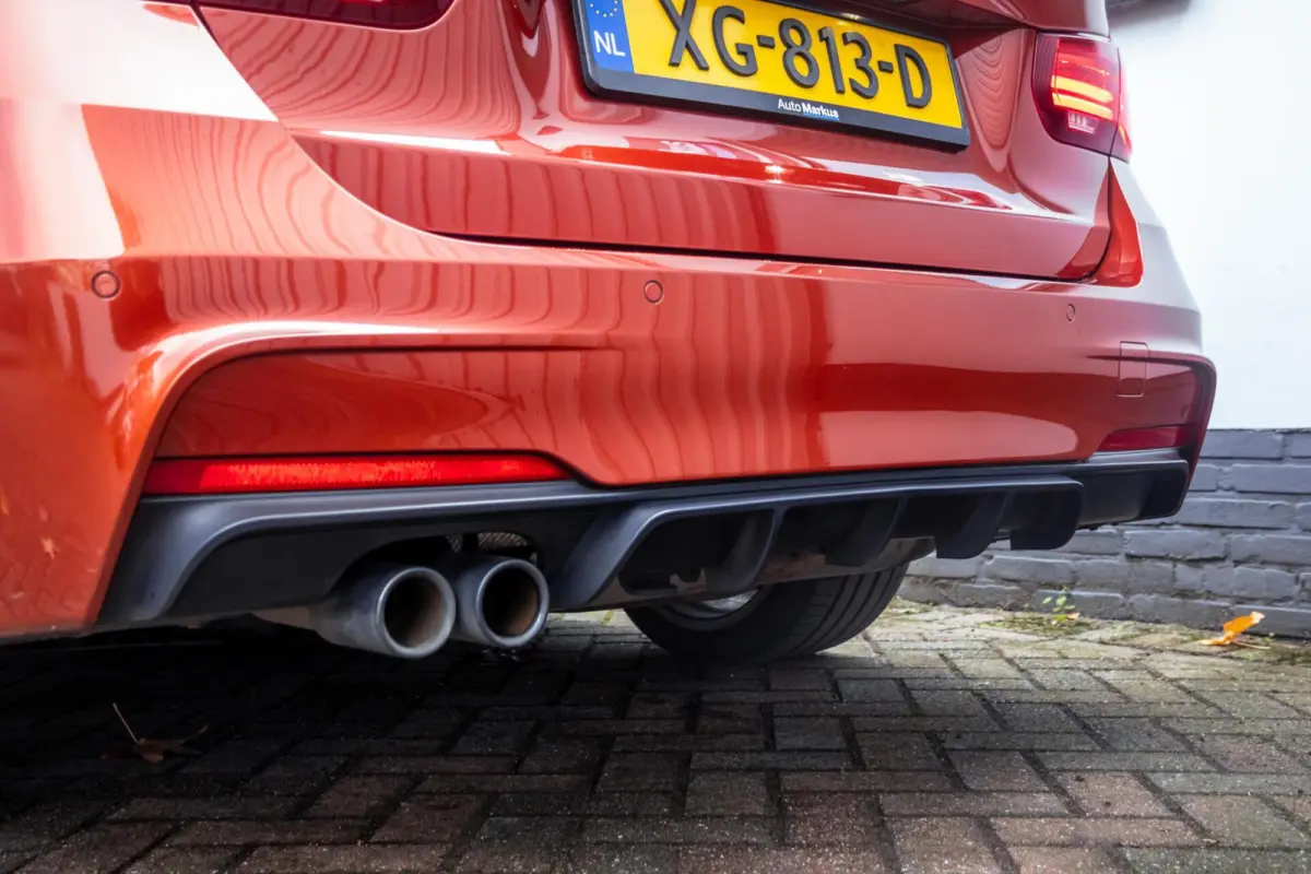 330i M Sport|Pano|ACC|HUD|360|H&K|Trekhaak|Adaptief onderstel
