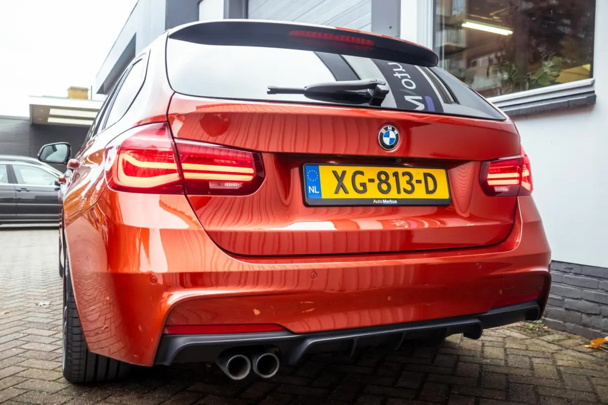 330i M Sport|Pano|ACC|HUD|360|H&K|Trekhaak|Adaptief onderstel