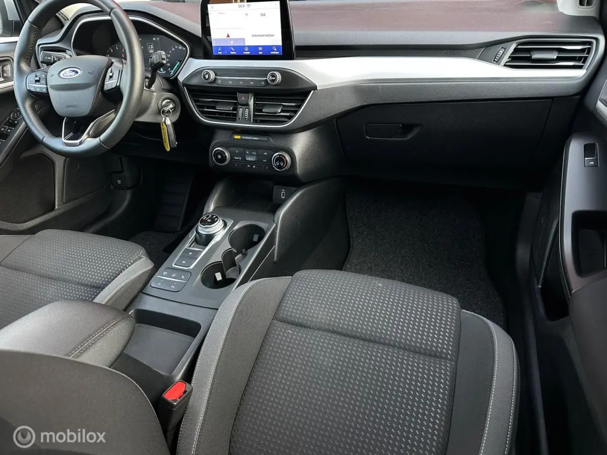 1.0 EcoBoost Titanium Business