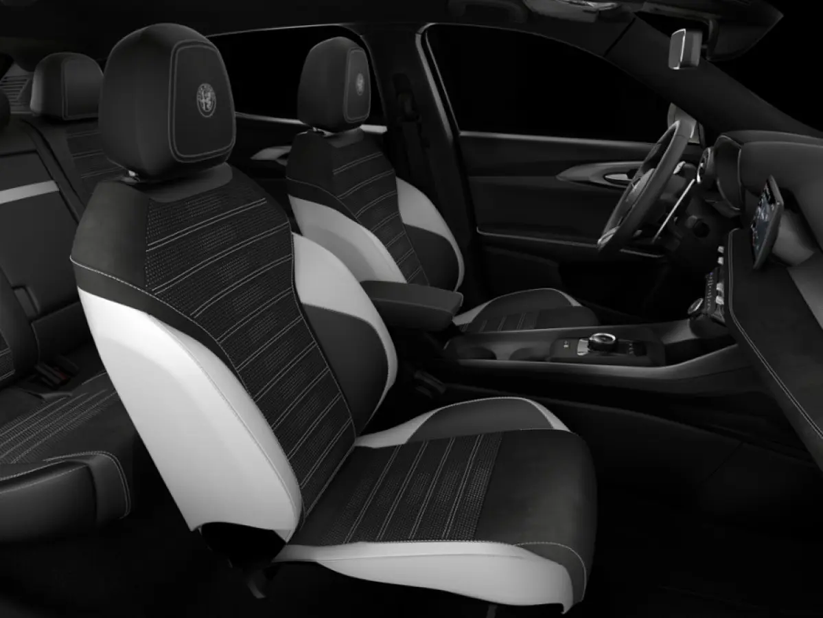 1.3 Ibrida Plug-In Q4 Sport Speciale | Technology Pack | Schuif/Kanteldak | Matrix LED