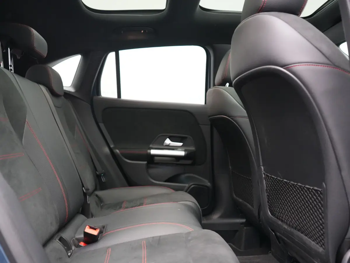 250 e AMG Line PHEV 218pk Dealer O.H | Panodak | Camera | Alcantara Sportstoelen Memory & Verwarmd | Keyless | Apple Carplay | Cruise Control | Sfeerverlichting | Virtual | DAB | Navigatie |
