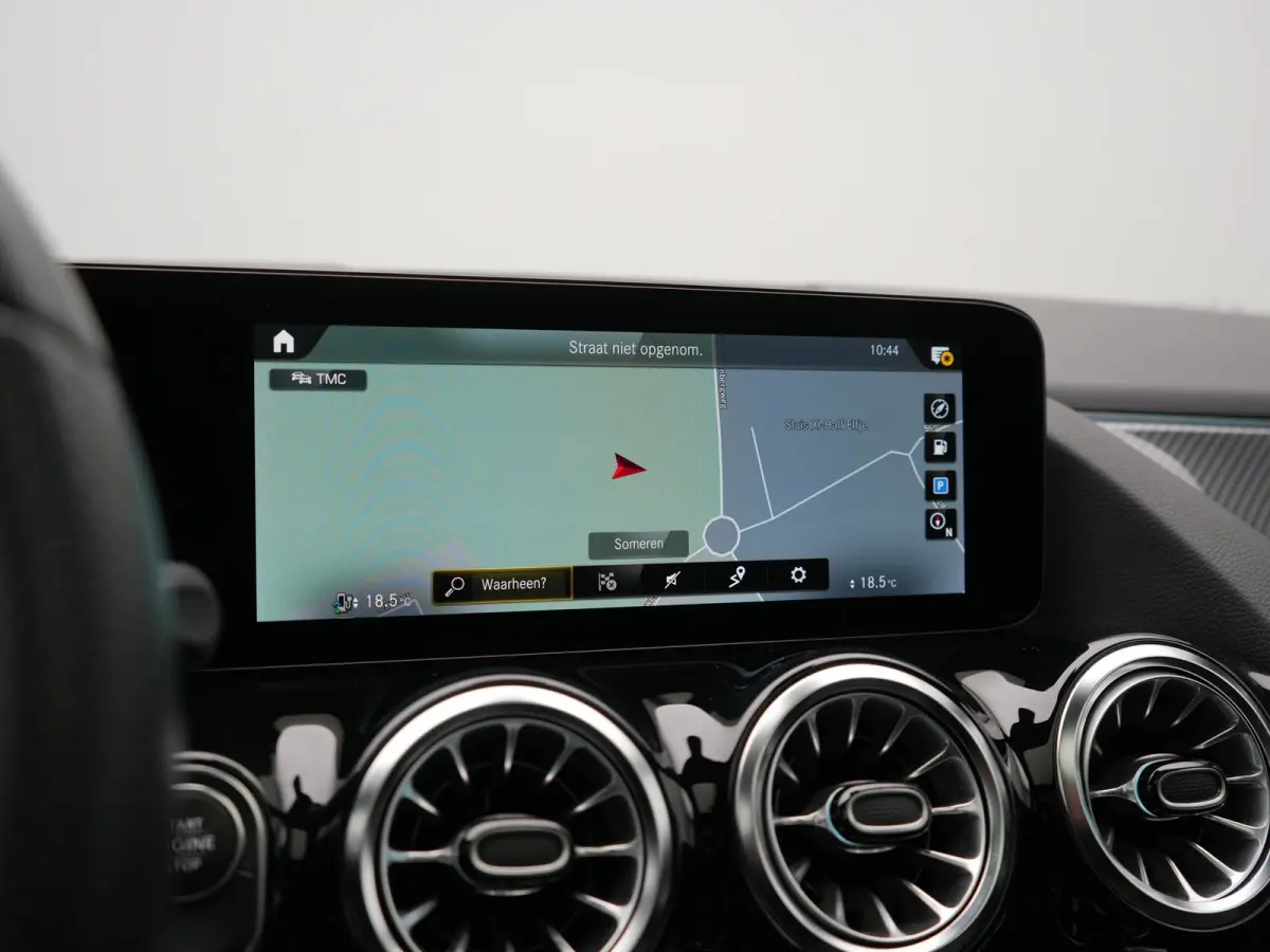 250 e AMG Line PHEV 218pk Dealer O.H | Panodak | Camera | Alcantara Sportstoelen Memory & Verwarmd | Keyless | Apple Carplay | Cruise Control | Sfeerverlichting | Virtual | DAB | Navigatie |