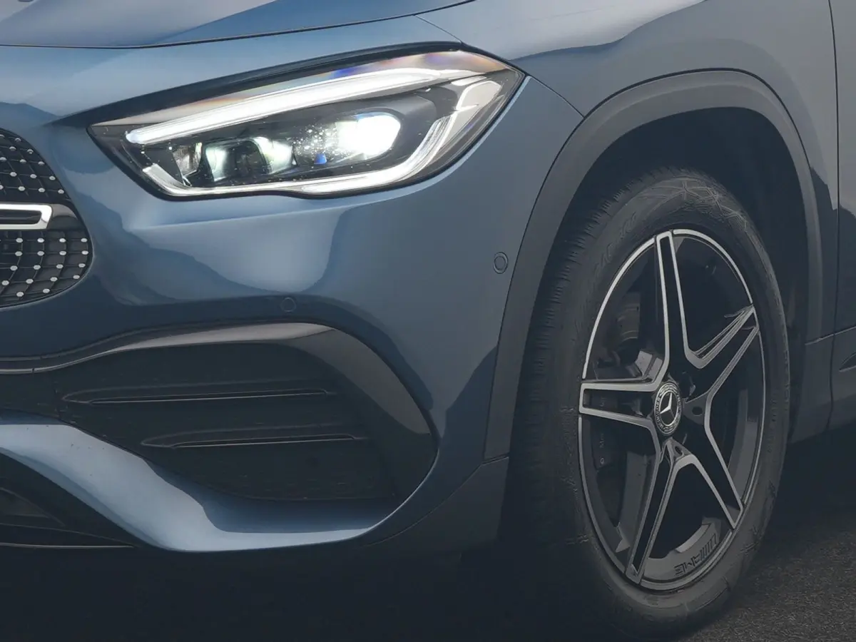 250 e AMG Line PHEV 218pk Dealer O.H | Panodak | Camera | Alcantara Sportstoelen Memory & Verwarmd | Keyless | Apple Carplay | Cruise Control | Sfeerverlichting | Virtual | DAB | Navigatie |