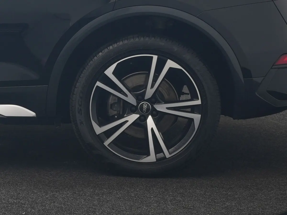 50 TFSI e Advanced edition PHEV 300pk Dealer O.H | SOH 94% | Panodak | Camera | Sportstoelen Verwarmd | Cruise Control | Navigatie | DAB | Virtual | 20"L.M | Plug In Hybrid |