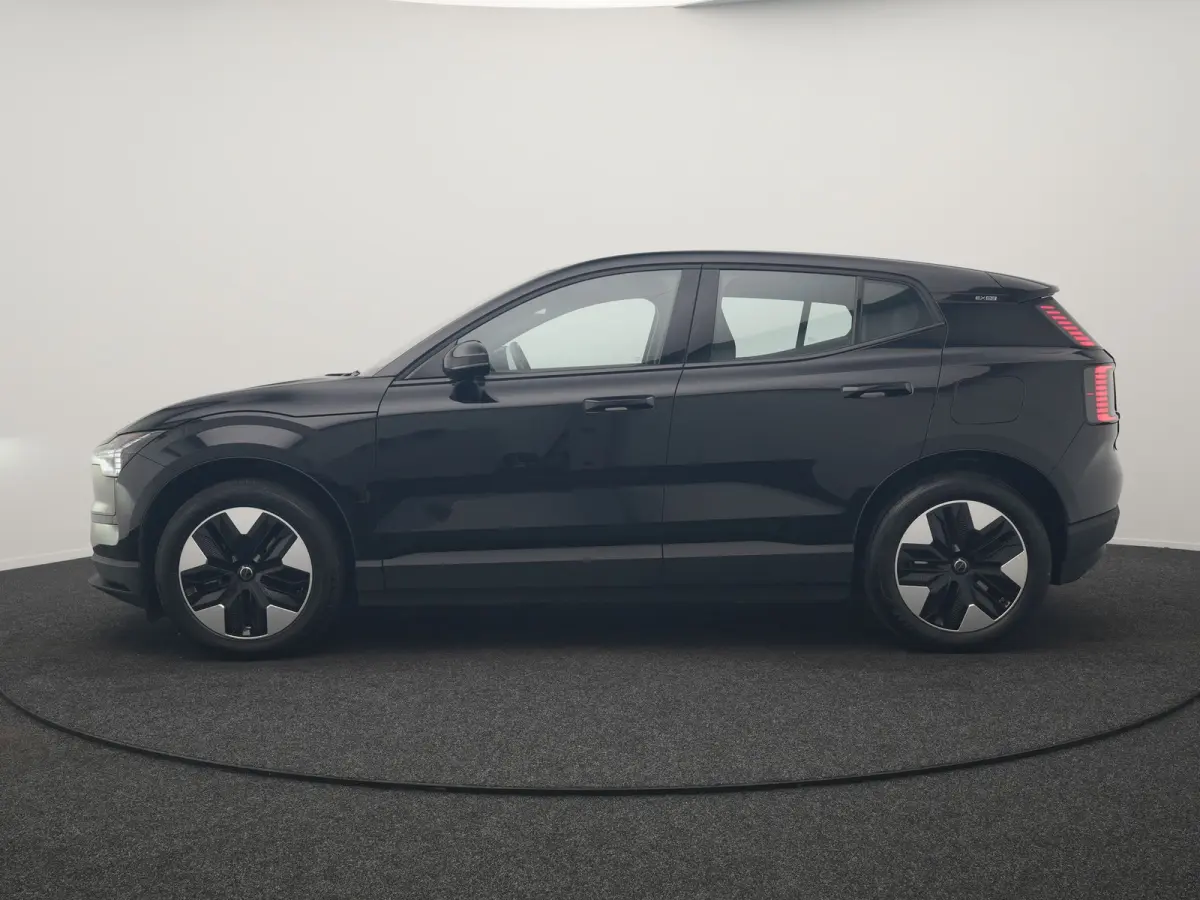 Single Motor Core 51 kWh | SOH 93,1% | Adaptive Cruise | Camera | Stoelen & Stuur Verwarmd | Blis | Apple Carplay | Navigatie | DAB | 18"L.M |