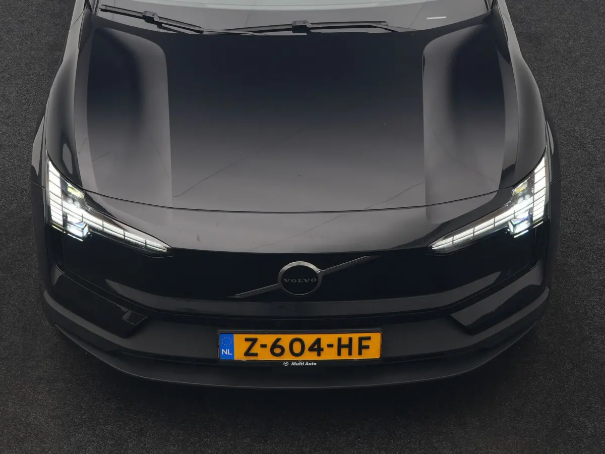 Single Motor Core 51 kWh | Adaptive Cruise | Camera | Stoelen & Stuur Verwarmd | Blis | Apple Carplay | Navigatie | DAB | 18"L.M |