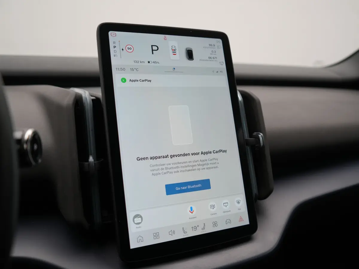 Single Motor Core 51 kWh | Adaptive Cruise | Camera | Stoelen & Stuur Verwarmd | Blis | Apple Carplay | Navigatie | DAB | 18"L.M |