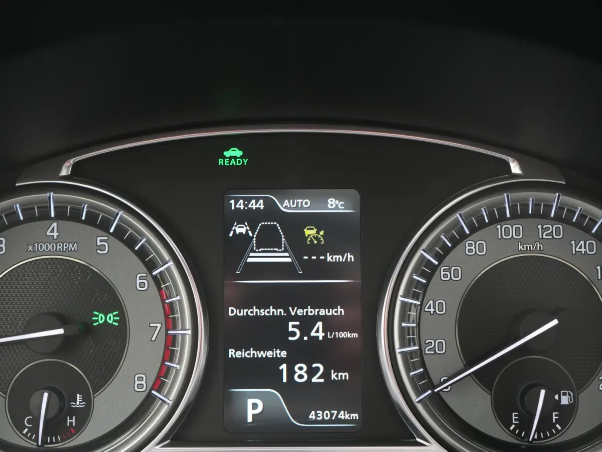 SX4 1.5 AllGrip Style MHEV 115pk Dealer O.H | Panodak | Adaptive Cruise | 360 Camera | Keyless | Sportstoelen Verwarmd | Blis | Apple Carplay | DAB | Navigatie | 17"L.M |