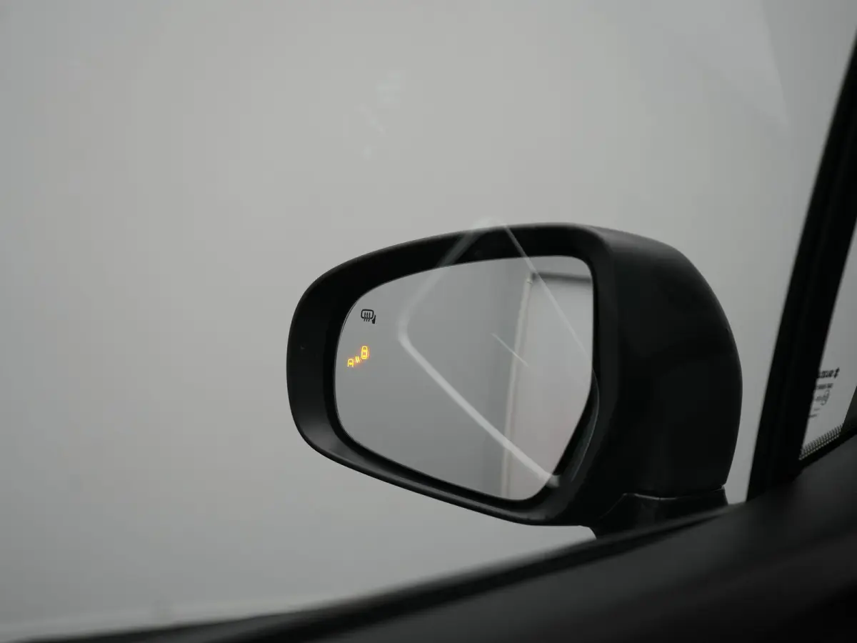SX4 1.5 AllGrip Style MHEV 115pk Dealer O.H | Panodak | Adaptive Cruise | 360 Camera | Keyless | Sportstoelen Verwarmd | Blis | Apple Carplay | DAB | Navigatie | 17"L.M |