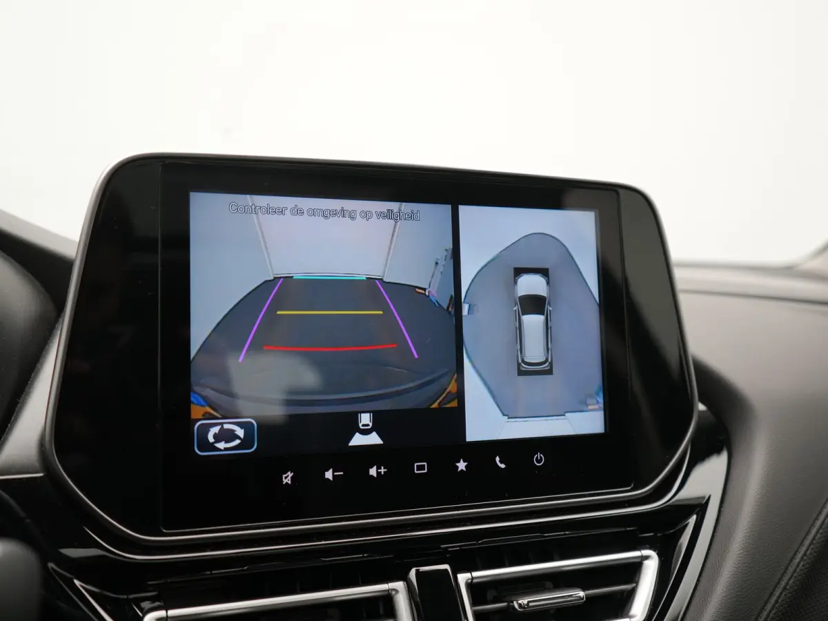SX4 1.5 AllGrip Style MHEV 115pk Dealer O.H | Panodak | Adaptive Cruise | 360 Camera | Keyless | Sportstoelen Verwarmd | Blis | Apple Carplay | DAB | Navigatie | 17"L.M |
