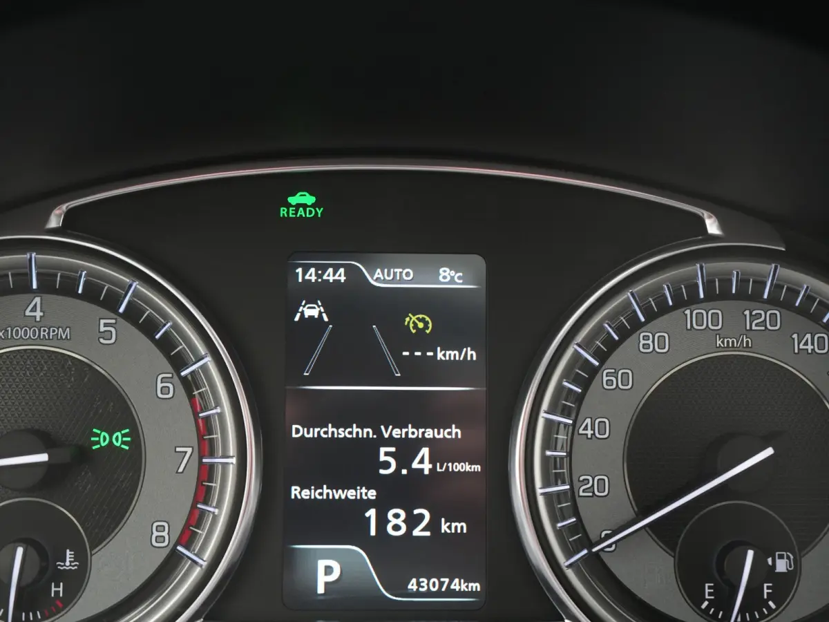 SX4 1.5 AllGrip Style MHEV 115pk Dealer O.H | Panodak | Adaptive Cruise | 360 Camera | Keyless | Sportstoelen Verwarmd | Blis | Apple Carplay | DAB | Navigatie | 17"L.M |
