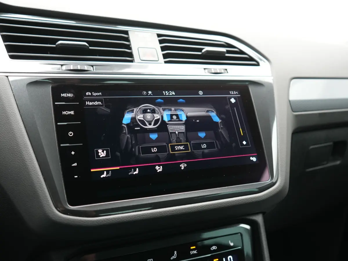 1.4 TSI eHybrid Active PHEV 245pk Dealer O.H | Adaptive Cruise | Camera | Comfortstoelen & Stuur Verwarmd | Apple Carplay | Blis | Keyless | Sfeerverlichting | Park Assist | Navigatie | DAB 