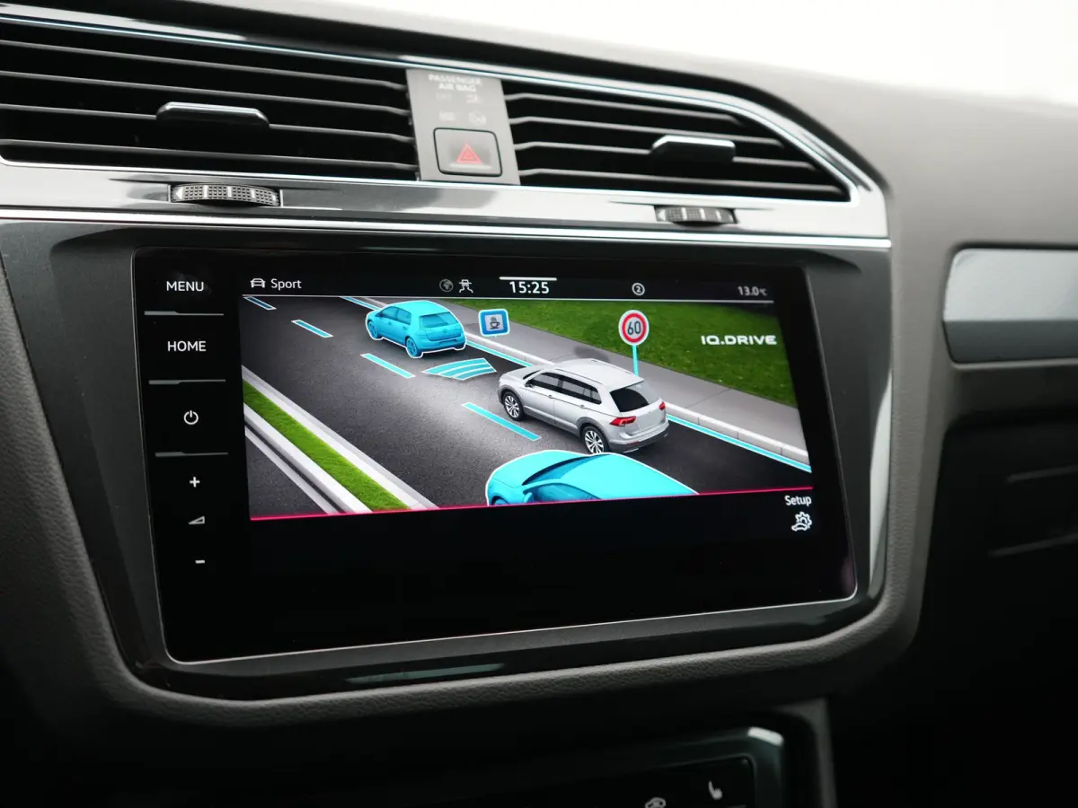 1.4 TSI eHybrid Active PHEV 245pk Dealer O.H | Adaptive Cruise | Camera | Comfortstoelen & Stuur Verwarmd | Apple Carplay | Blis | Keyless | Sfeerverlichting | Park Assist | Navigatie | DAB 