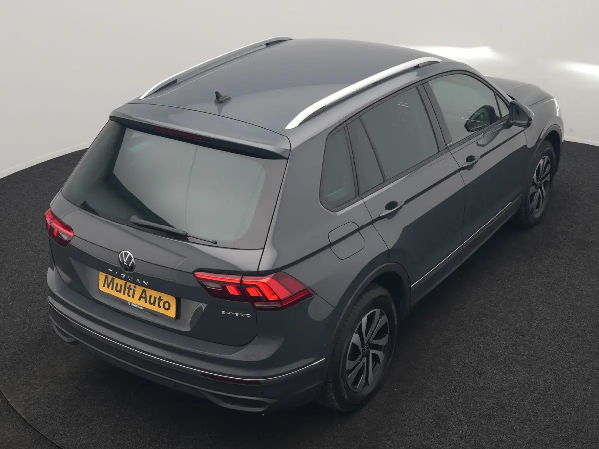 1.4 TSI eHybrid Active PHEV 245pk Dealer O.H | Adaptive Cruise | Camera | Comfortstoelen & Stuur Verwarmd | Apple Carplay | Blis | Keyless | Sfeerverlichting | Park Assist | Navigatie | DAB 
