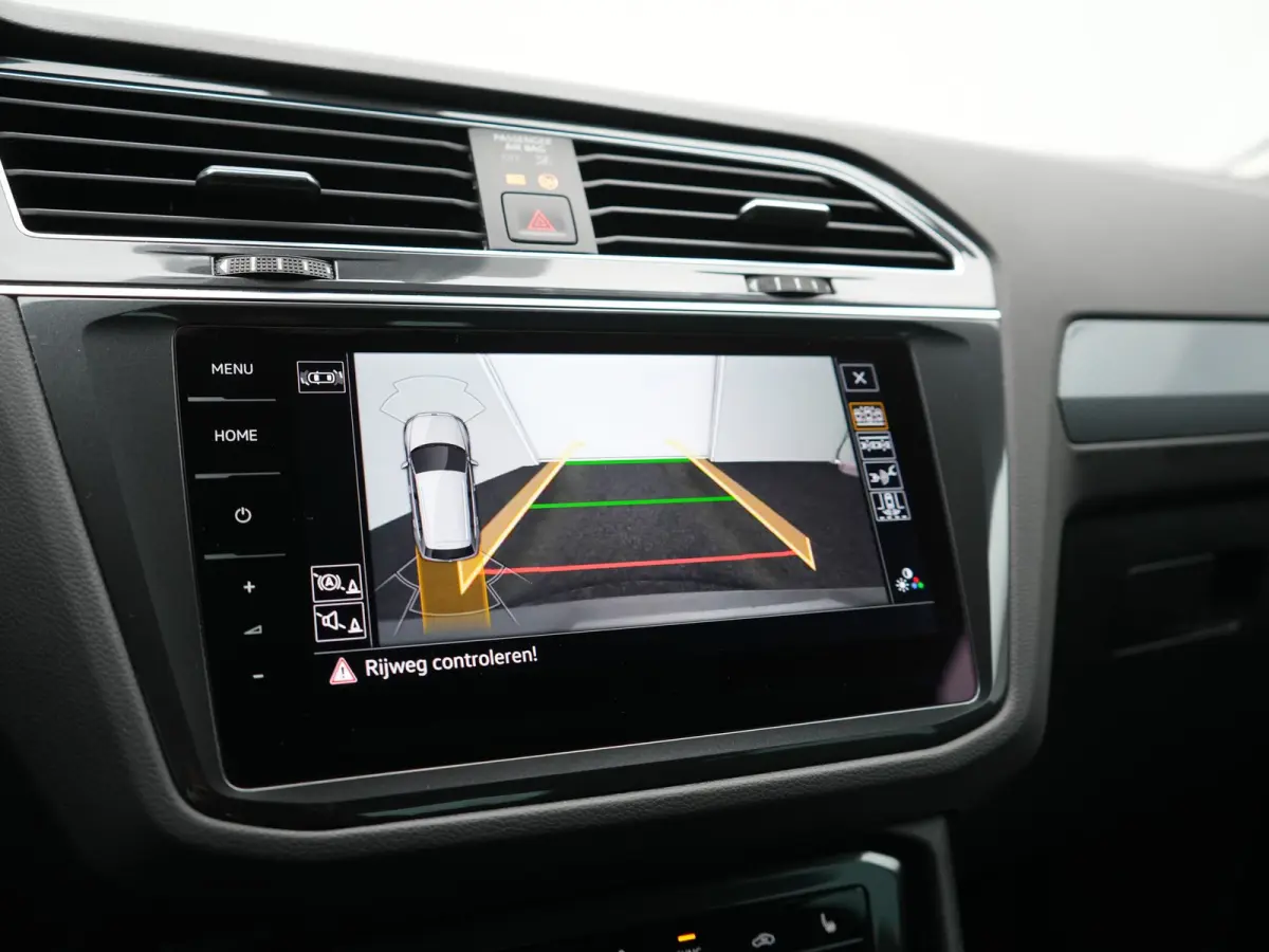1.4 TSI eHybrid Active PHEV 245pk Dealer O.H | Adaptive Cruise | Camera | Comfortstoelen & Stuur Verwarmd | Apple Carplay | Blis | Keyless | Sfeerverlichting | Park Assist | Navigatie | DAB 