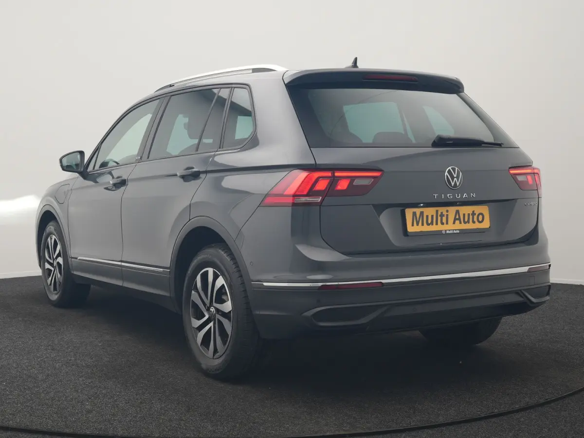 1.4 TSI eHybrid Active PHEV 245pk Dealer O.H | Adaptive Cruise | Camera | Comfortstoelen & Stuur Verwarmd | Apple Carplay | Blis | Keyless | Sfeerverlichting | Park Assist | Navigatie | DAB 