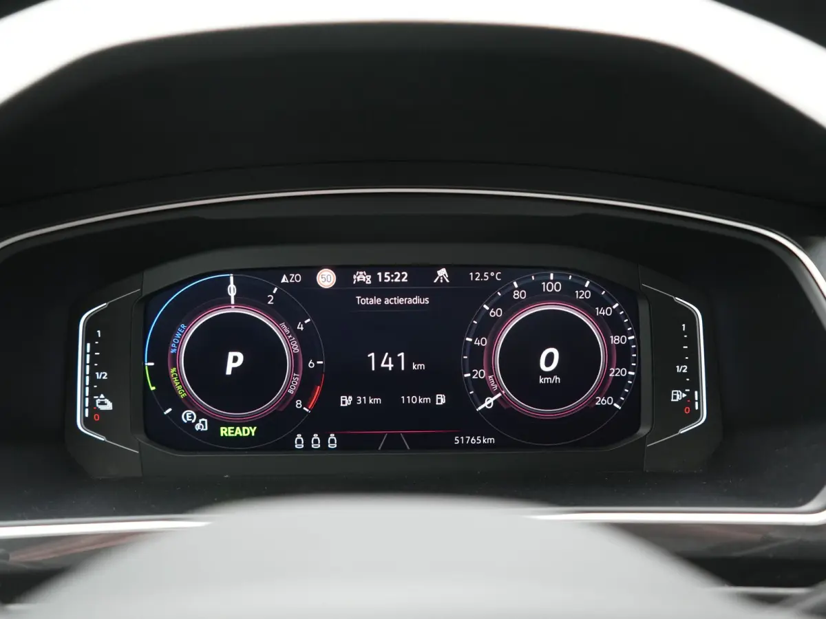 1.4 TSI eHybrid Active PHEV 245pk Dealer O.H | Adaptive Cruise | Camera | Comfortstoelen & Stuur Verwarmd | Apple Carplay | Blis | Keyless | Sfeerverlichting | Park Assist | Navigatie | DAB 