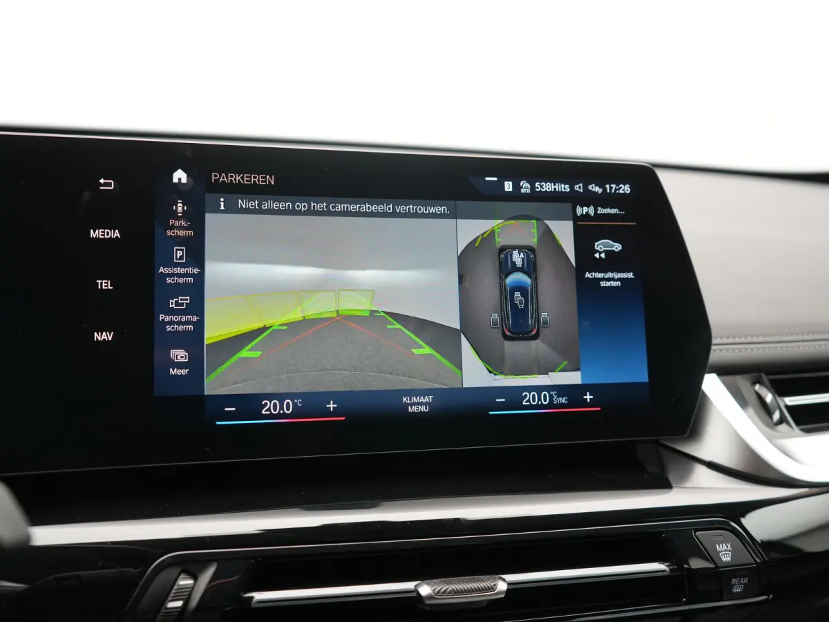 xDrive25e PHEV 245pk Dealer O.H | Trekhaak Af Fabriek | Adaptive Cruise | 360 Camera | Head Up | Harman / Kardon | Sportstoelen Memory & Massage | Stoelen & Stuur Verwarmd | Apple Carplay | 
