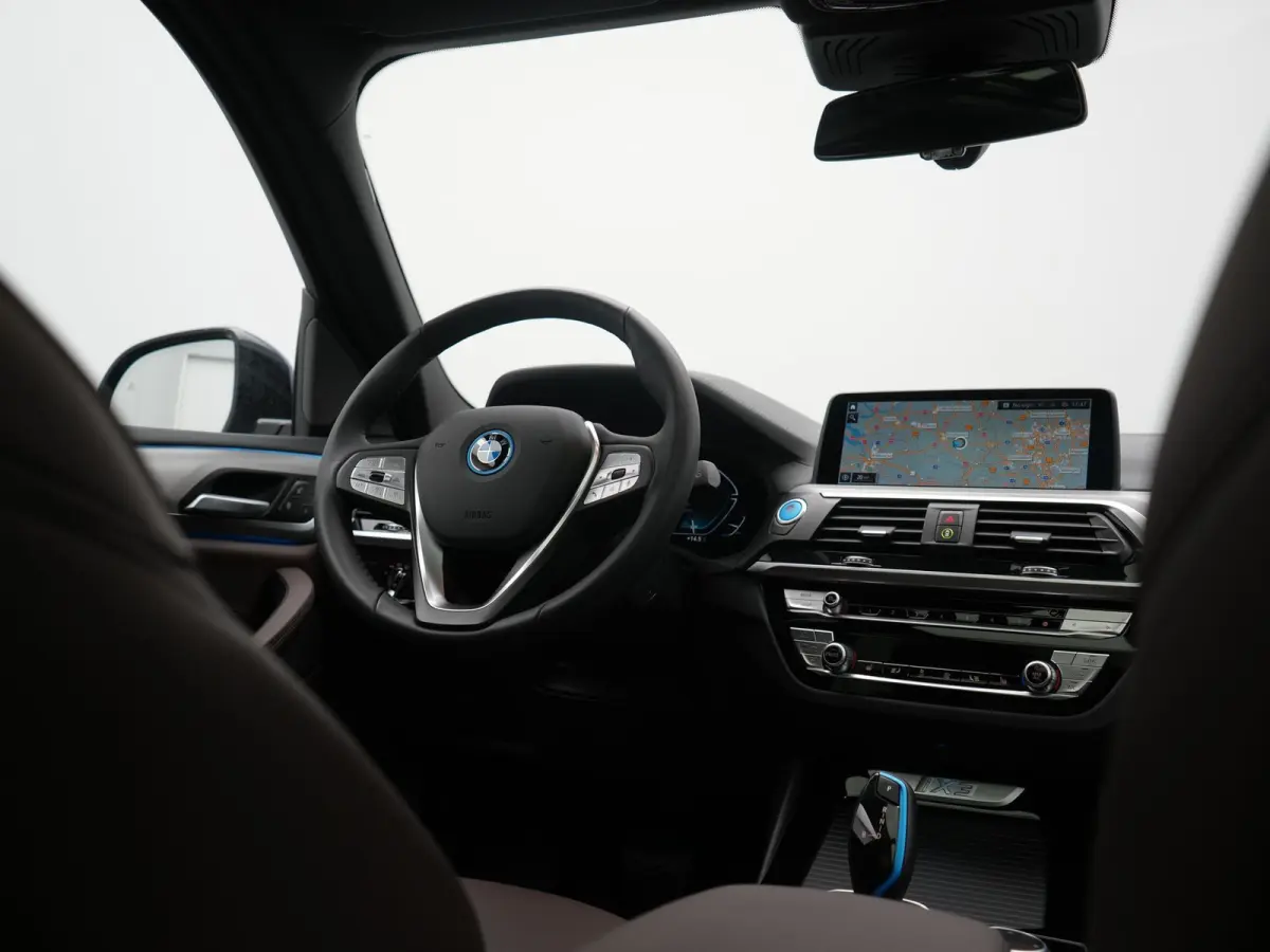High Executive 80 kWh 286pk Dealer O.H | Panodak | Head Up | Adaptive Cruise | 360 Camera | Harman / Kardon | Lederen Sportstoelen Memory & Verwarmd | Keyless | Apple Carplay | Blis | Sfeerv