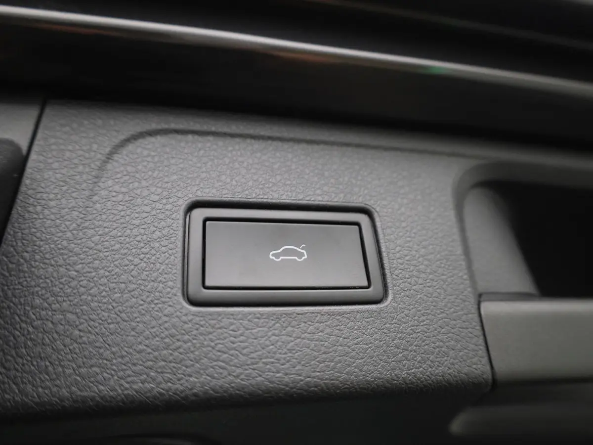 1.4 TSI DSG6 GTE Business