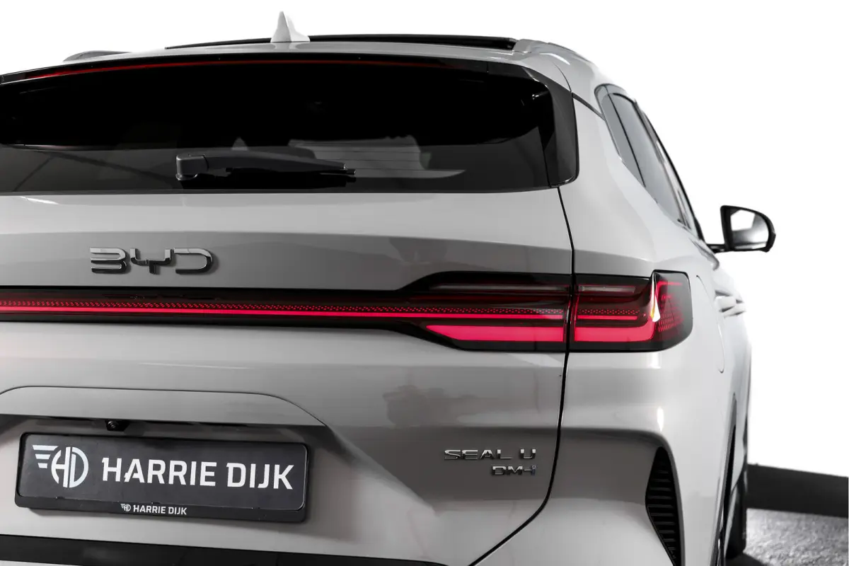 1.5 DM-i FWD Comfort | 125KM Elektrisch | S/K-Panodak | 360 Camera | Carplay/Android | Adapt. Cruise | Elek. Klep | Infinity audio | 19" | 7937