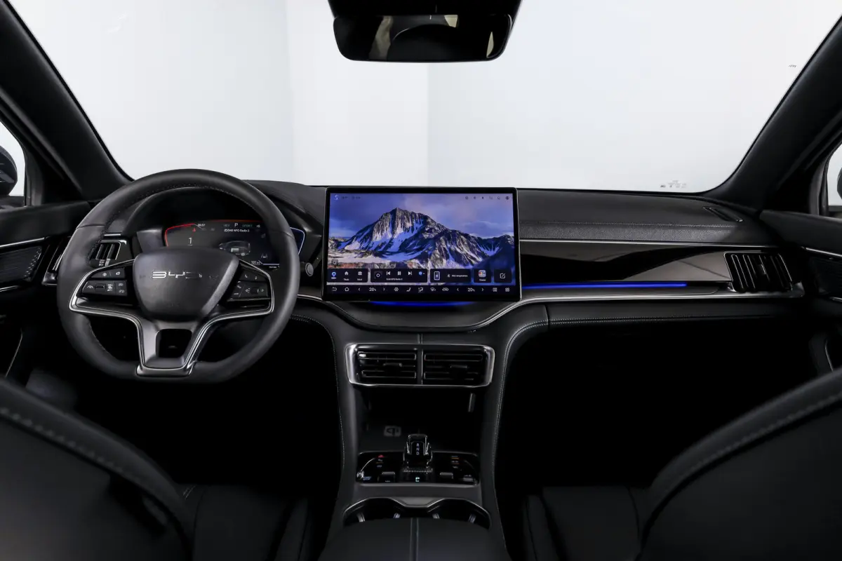 1.5 DM-i FWD Comfort | 125KM Elektrisch | S/K-Panodak | 360 Camera | Carplay/Android | Adapt. Cruise | Elek. Klep | Infinity audio | 19" | 7937
