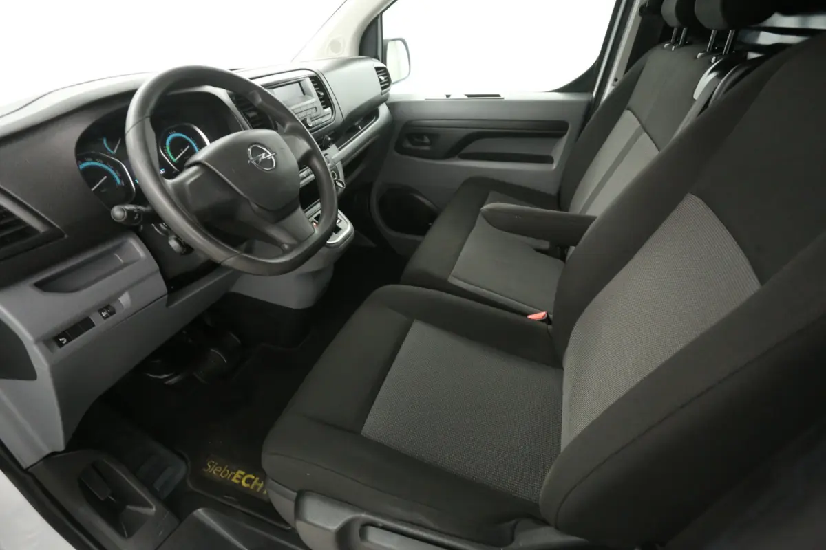 L3H1 75 kWh | Snelladen | SOH 92% | Airco | Cruise | 3 Zits | Parkeersens.