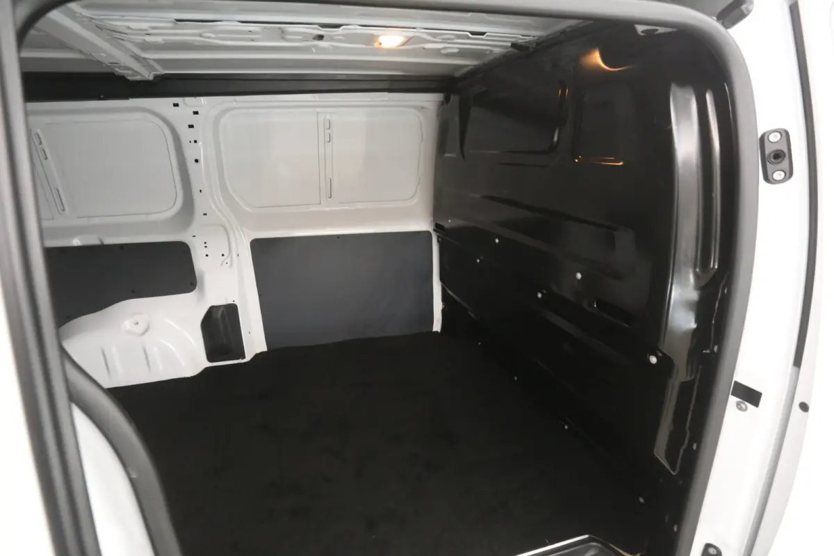 L3H1 75 kWh | Snelladen | SOH 92% | Airco | Cruise | 3 Zits | Parkeersens.
