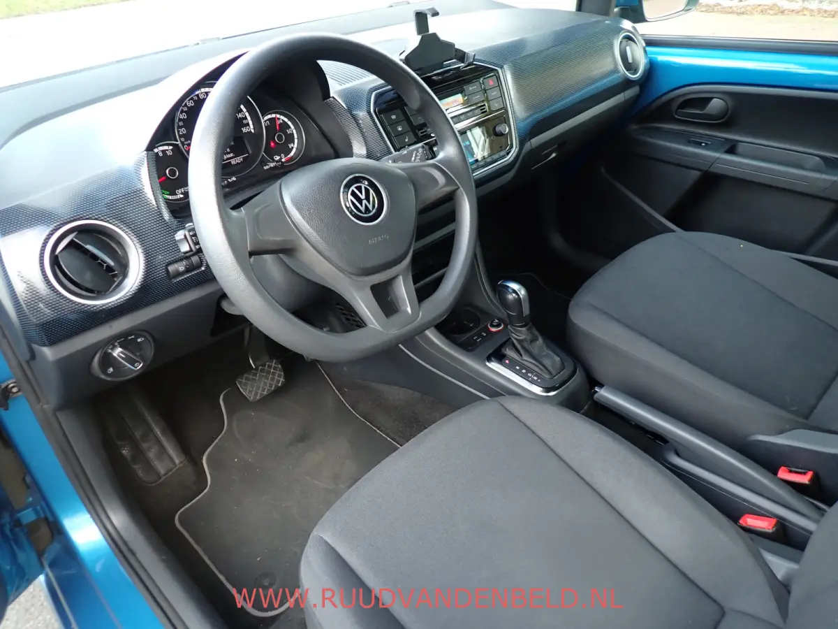92% SOH  / CRUISE / CAMERA / BLUETOOTH / STOELVERWARMING9