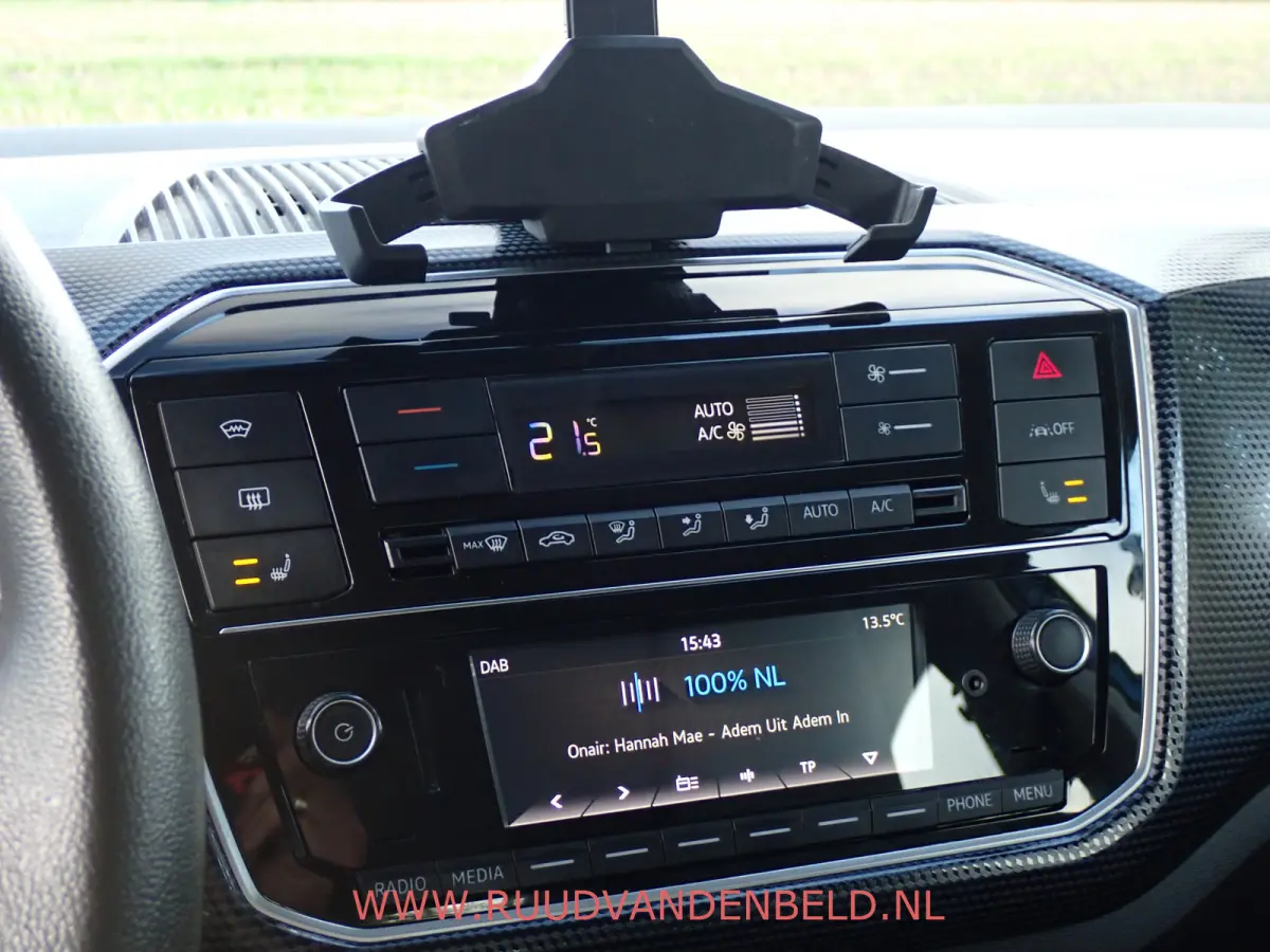 92% SOH  / CRUISE / CAMERA / BLUETOOTH / STOELVERWARMING9