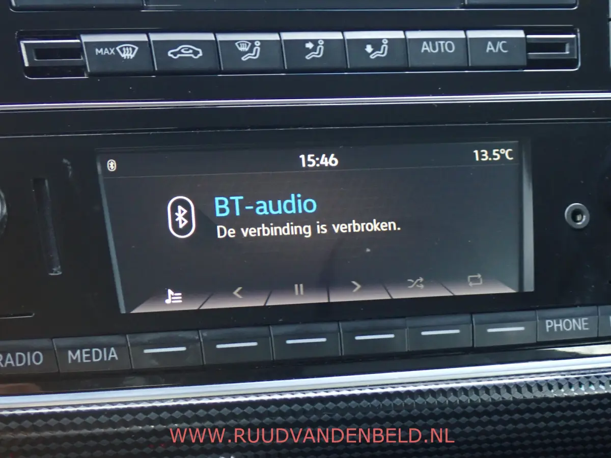 92% SOH  / CRUISE / CAMERA / BLUETOOTH / STOELVERWARMING9