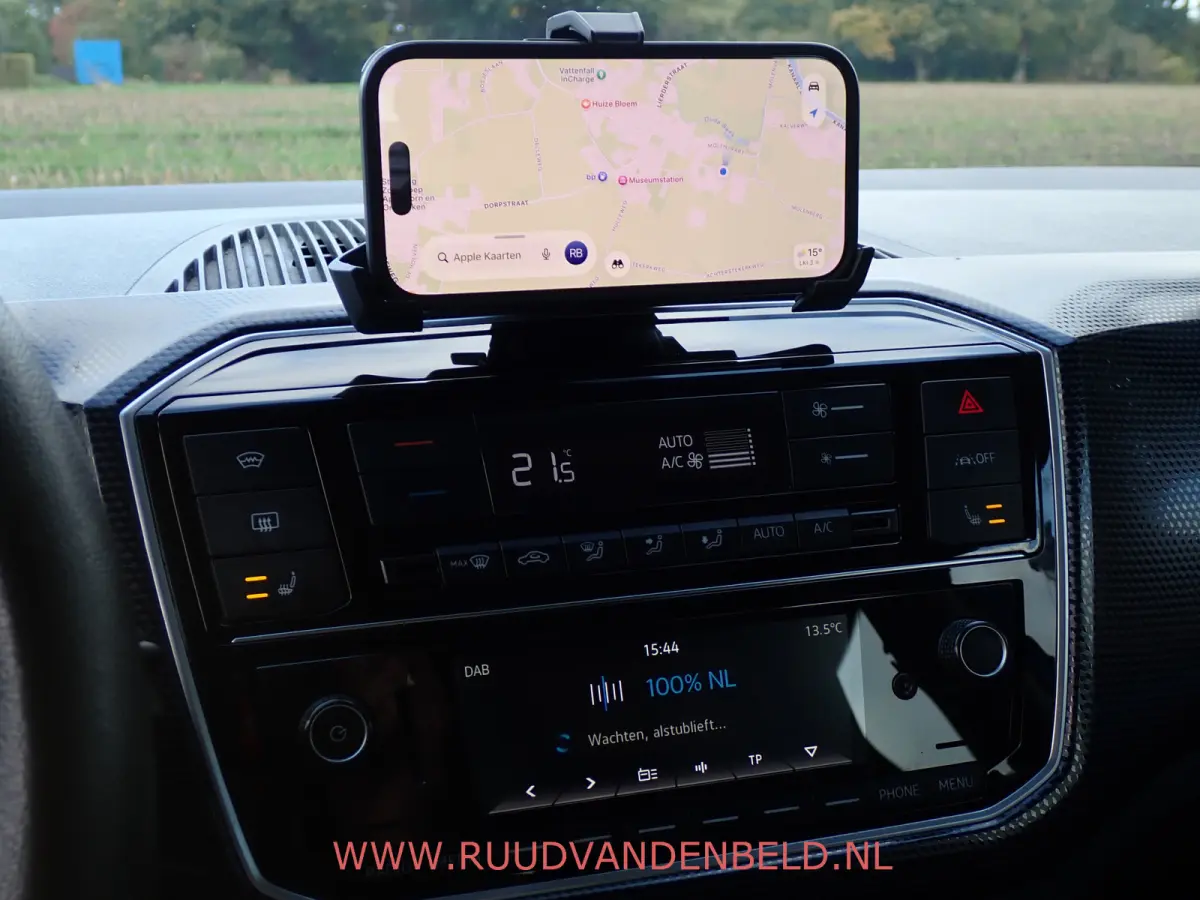 92% SOH  / CRUISE / CAMERA / BLUETOOTH / STOELVERWARMING9