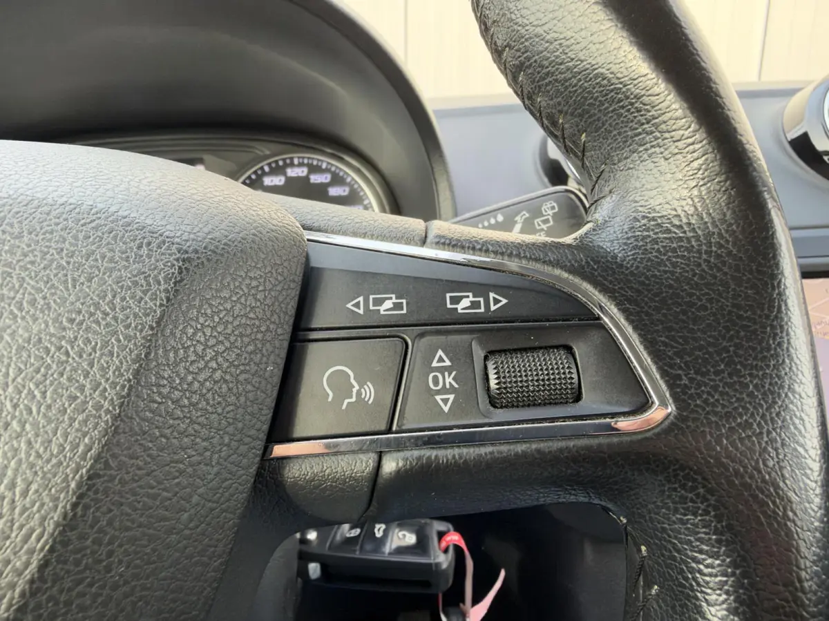 1.0 EcoTSI Style Connect|Trekhaak|NL-Auto|Navi