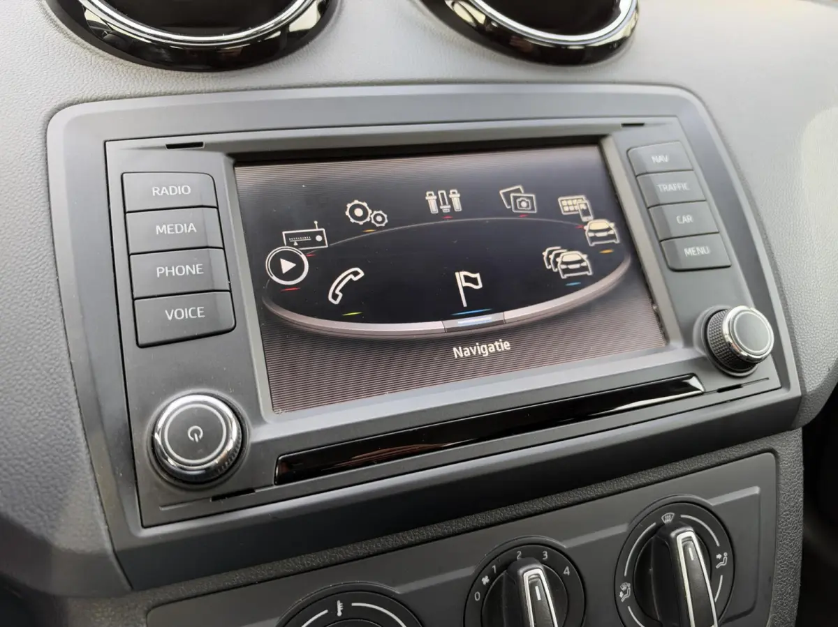 1.0 EcoTSI Style Connect|Trekhaak|NL-Auto|Navi