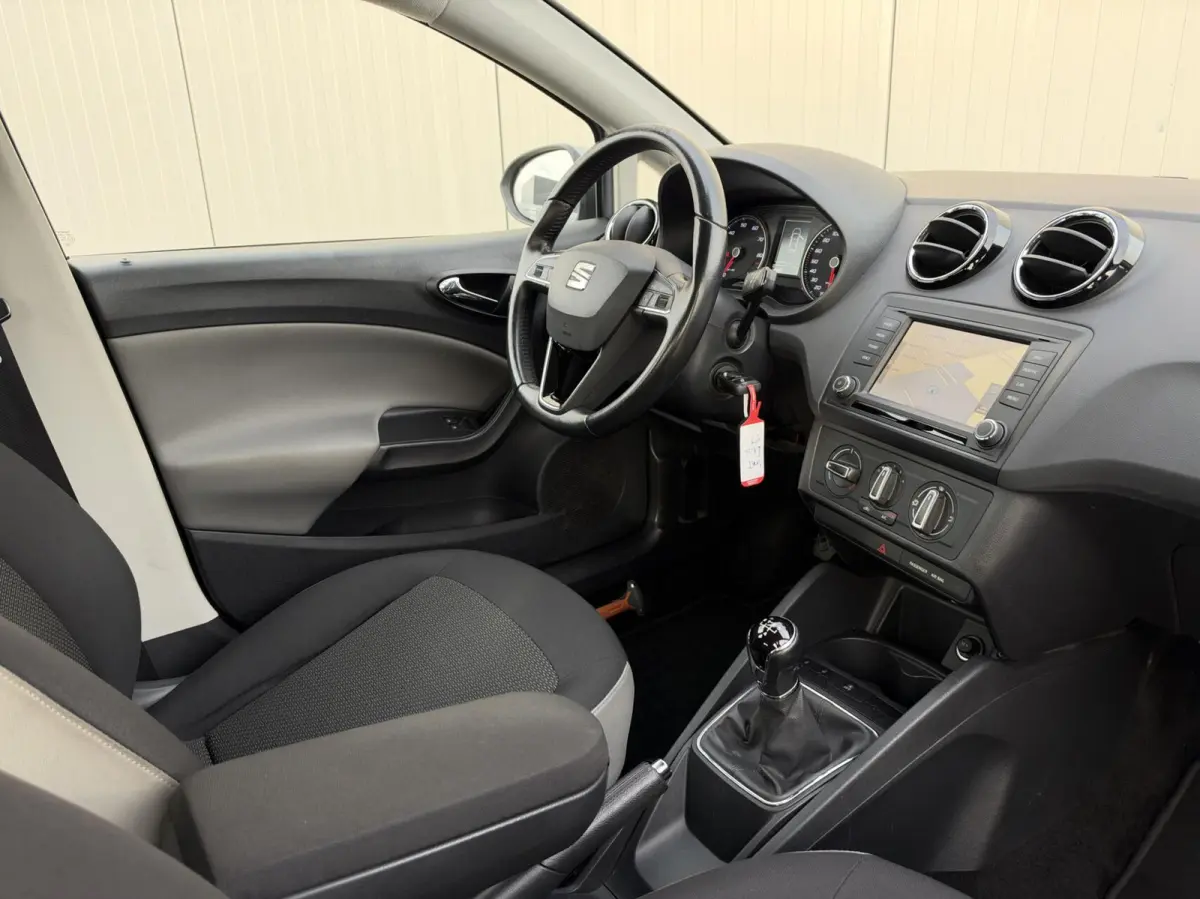 1.0 EcoTSI Style Connect|Trekhaak|NL-Auto|Navi