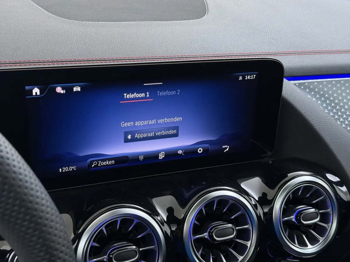 EQA 300 4MATIC AMG Line 71 kWh | Pano Carplay Winterpakket