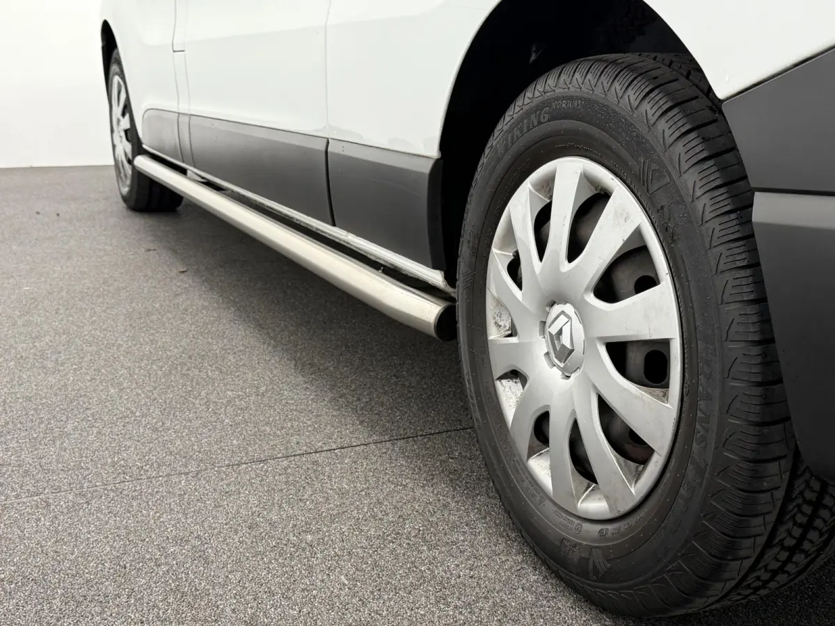 1.6 dCi Grand Zen Energy 9persoons PERSONENBUS Incl. BTW/BPM Airco Navi Cruise Control
