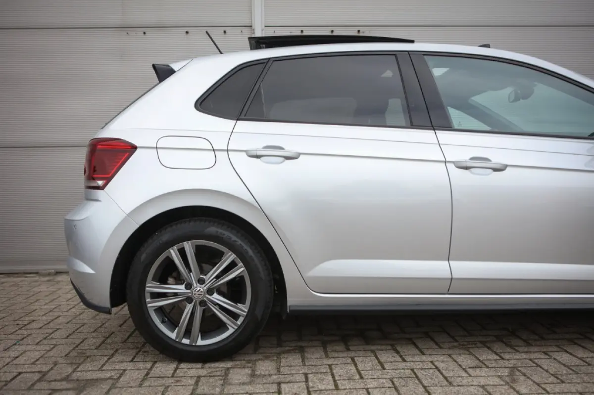 1.0 TSI Highline | Pano | Carplay | Android Auto | Camera | Adaptieve Cruise |