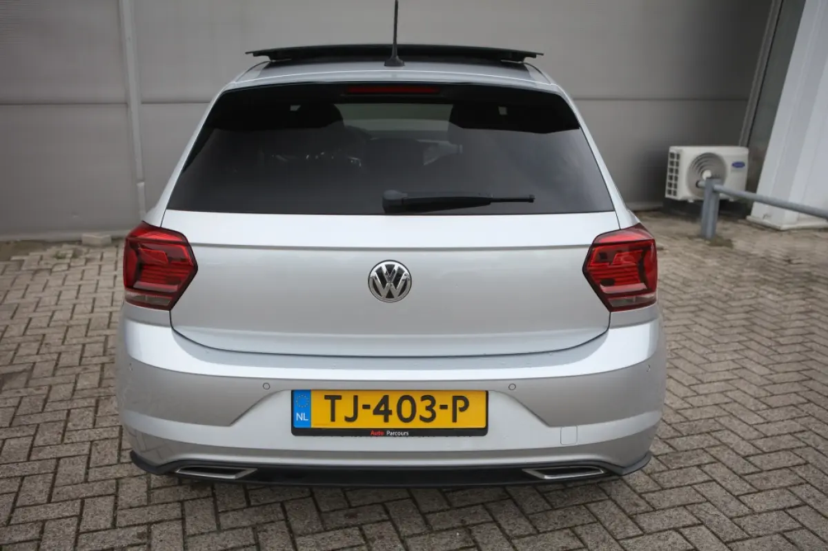 1.0 TSI Highline | Pano | Carplay | Android Auto | Camera | Adaptieve Cruise |