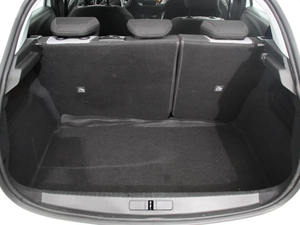 1.2 Turbo Elegance Airco Cruise control Verwarmde voorstoelen Stuurverwarming Lane assist Parkeersensoren achter