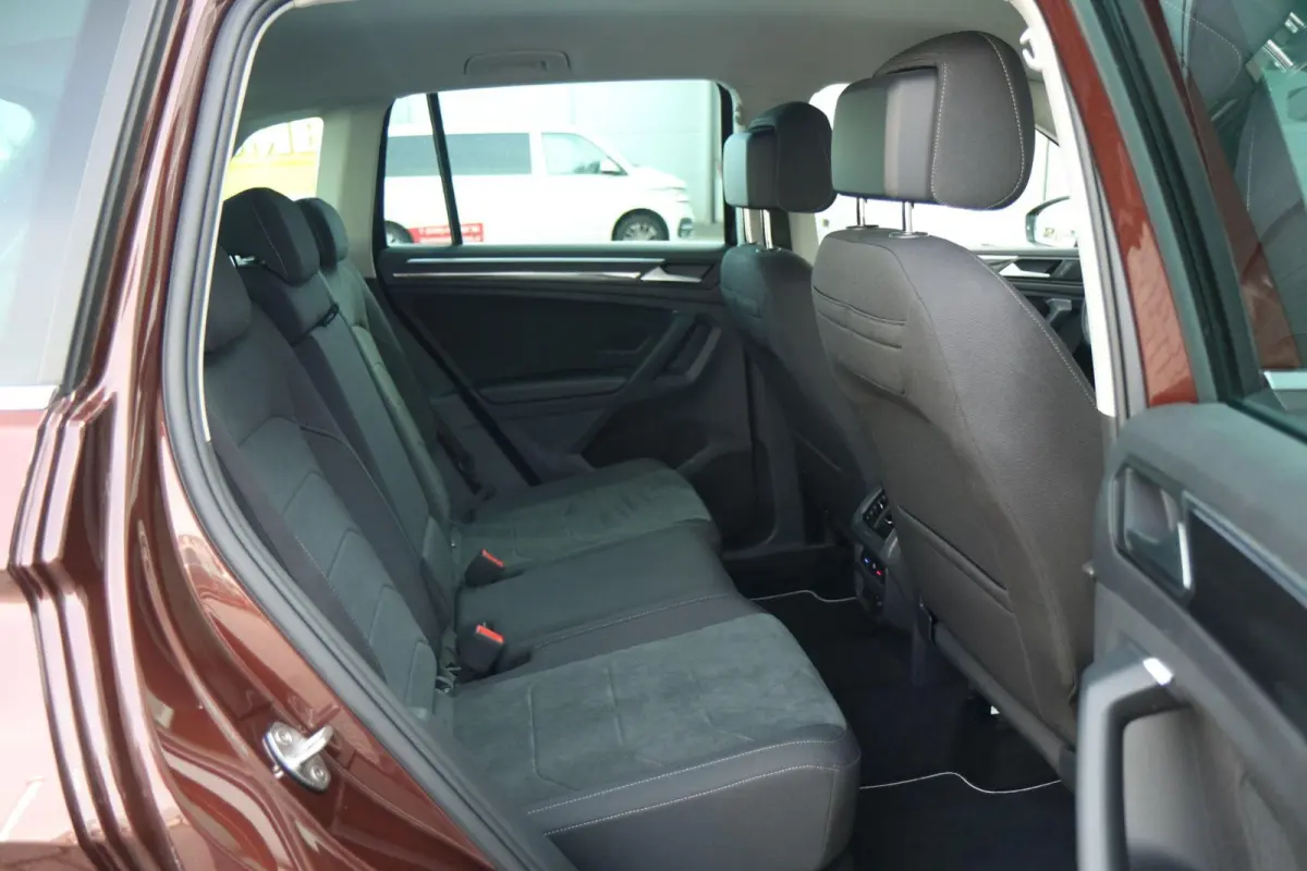 1.5 TSI 150pk DSG Elegance | Trekhaak | Achteruitrijcamera | Cruise Control Adaptief | App Connect | Navigatie