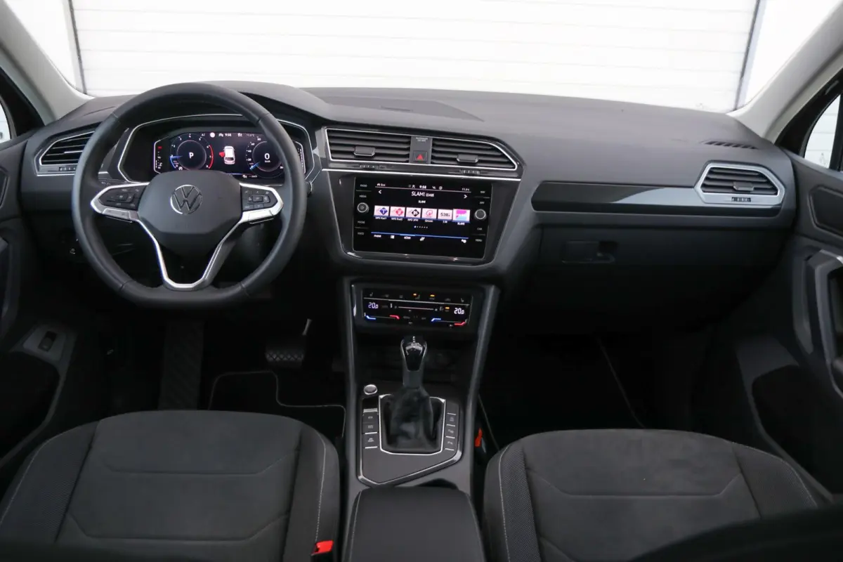 1.5 TSI 150pk DSG Elegance | Trekhaak | Achteruitrijcamera | Cruise Control Adaptief | App Connect | Navigatie