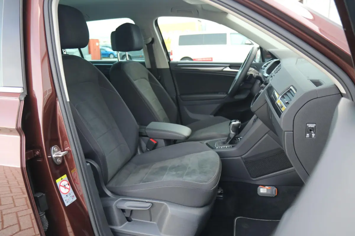 1.5 TSI 150pk DSG Elegance | Trekhaak | Achteruitrijcamera | Cruise Control Adaptief | App Connect | Navigatie